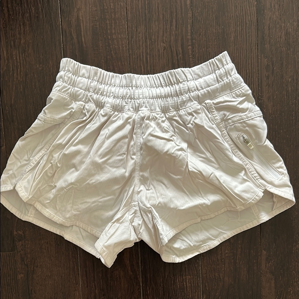 Lululemon Women's White Shorts